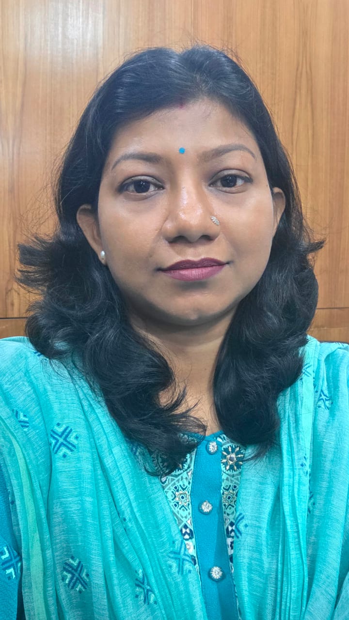 জনাব তৃষ্ণা রায় দীনা